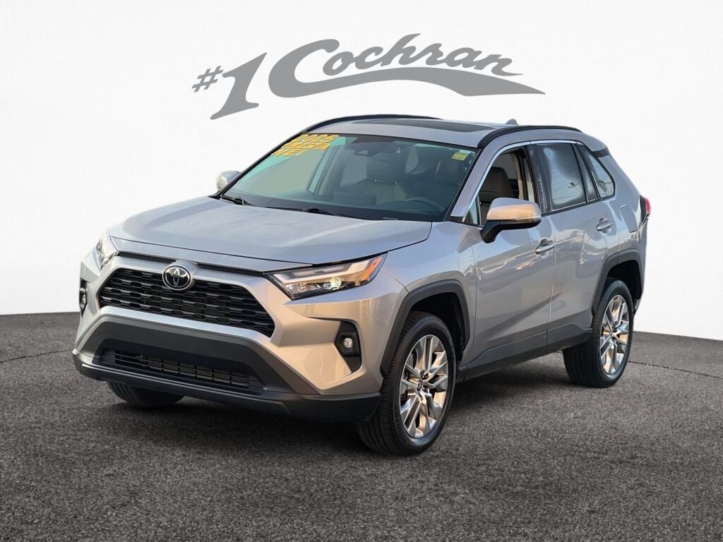 2025 Toyota RAV4 XLE Premium photo 3