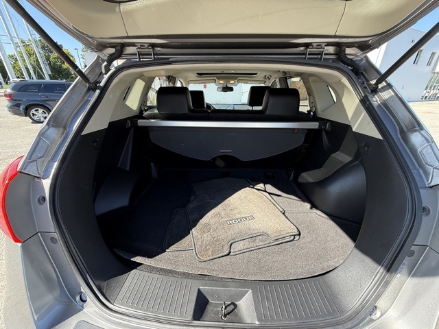 2013 Nissan Rogue SL photo 25