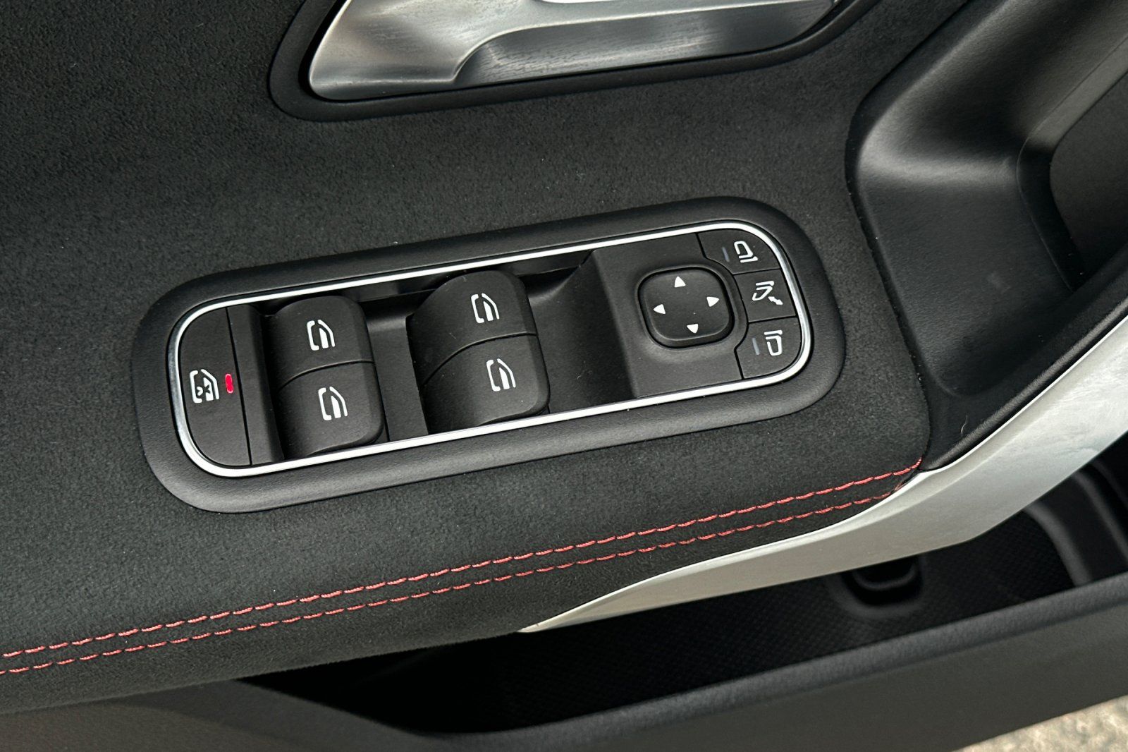 2025 Mercedes Benz CLA 35 AMG 4MATIC photo 20