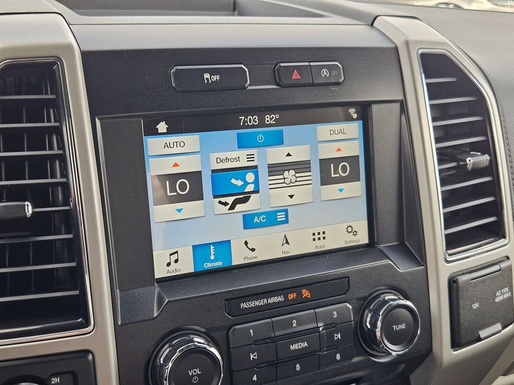 2018 Ford F-150 Lariat photo 17
