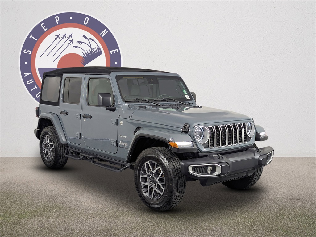 2024 Jeep Wrangler Sahara photo 2