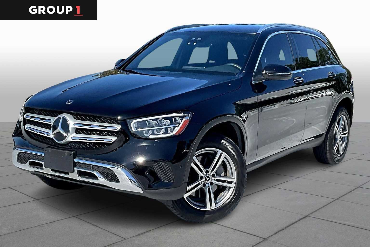 2022 Mercedes-Benz GLC GLC300's photo