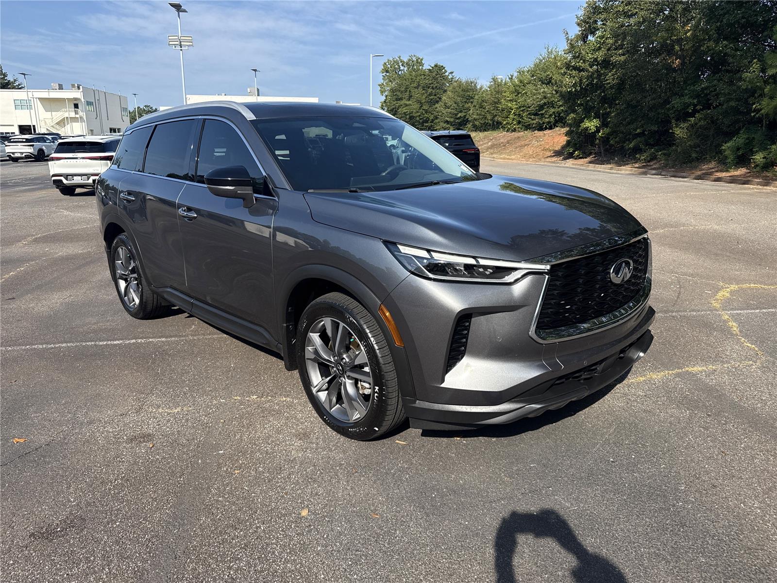 2022 Infiniti QX60 Luxe photo 4