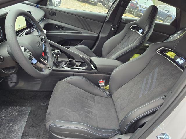 2026 Hyundai Elantra N Base photo 4