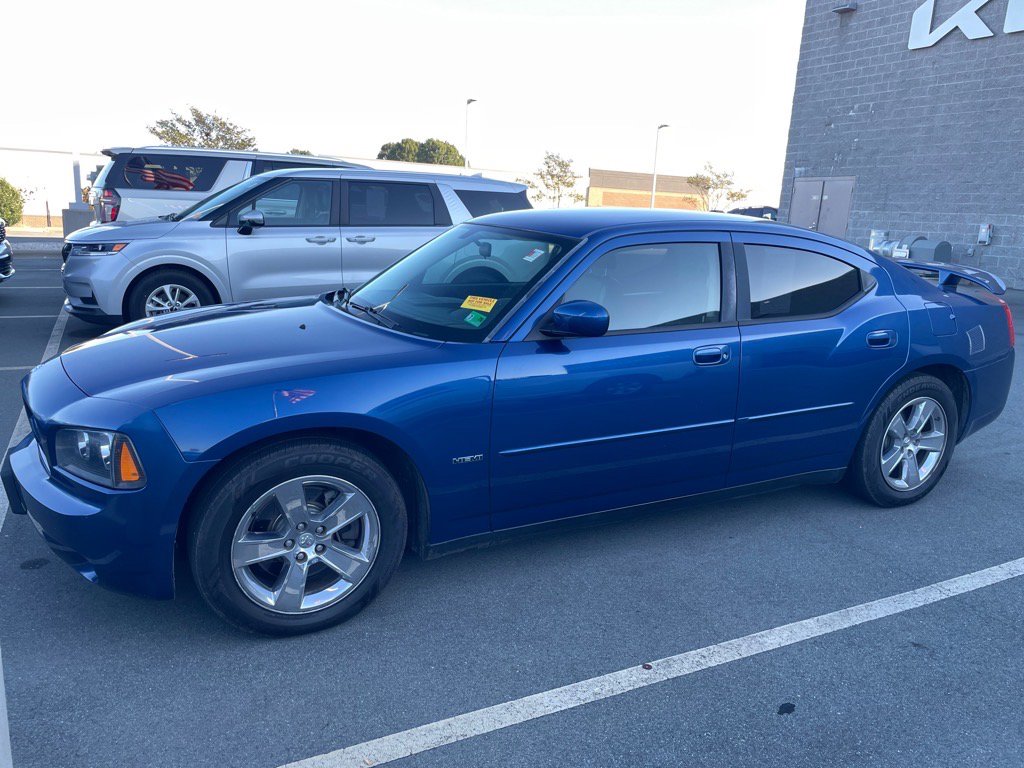 2009 Dodge Charger R/T photo 4