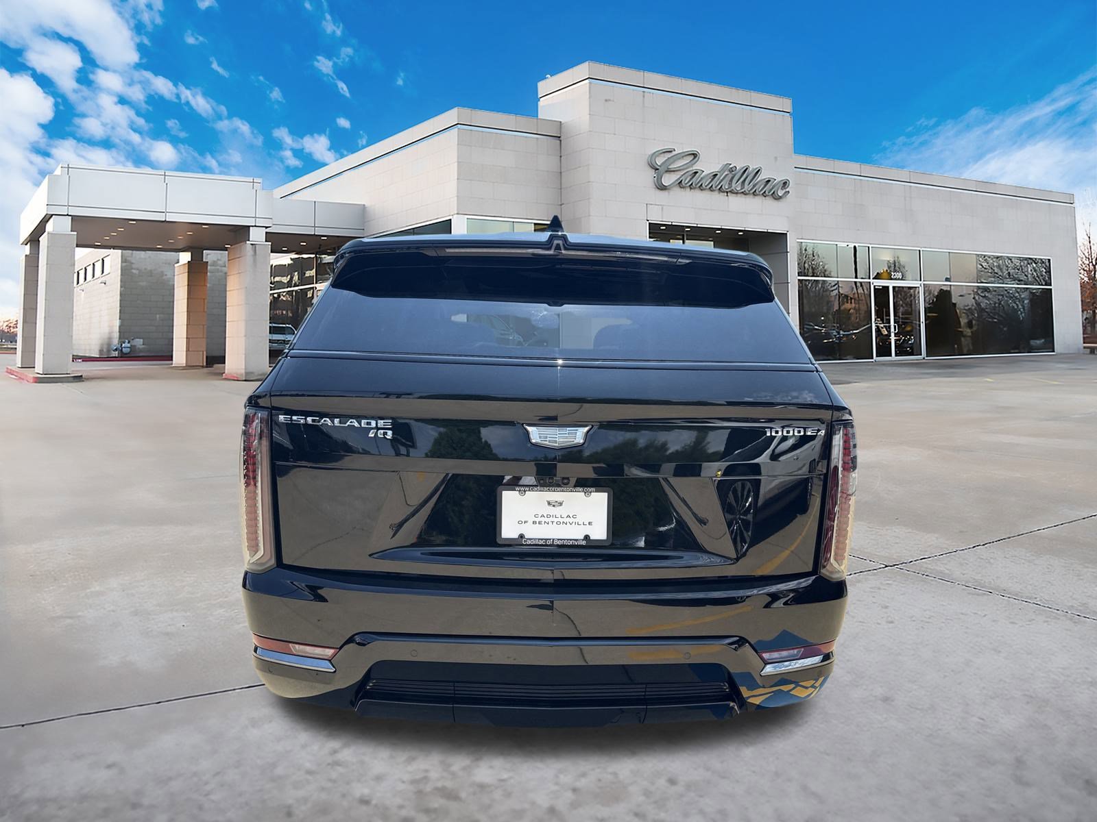 2026 Cadillac Escalade IQ Sport photo 4