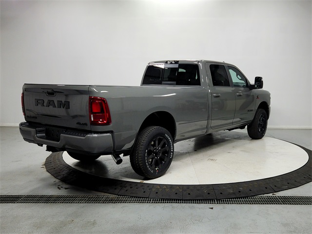 2026 Ram 3500 Laramie photo 7