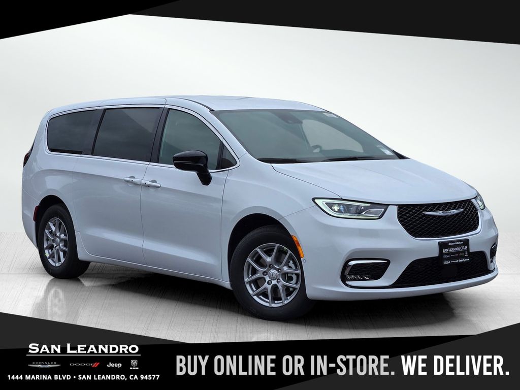 2026 Chrysler Pacifica