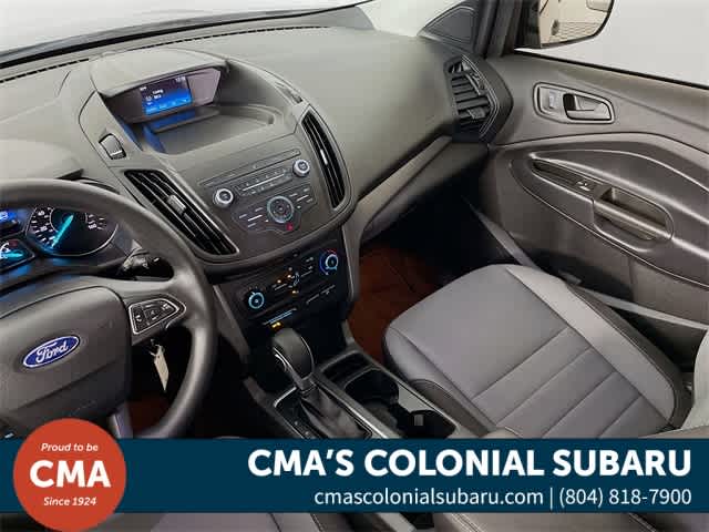 2019 Ford Escape S photo 20