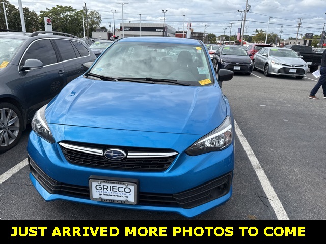 2022 Subaru Impreza Base photo 2