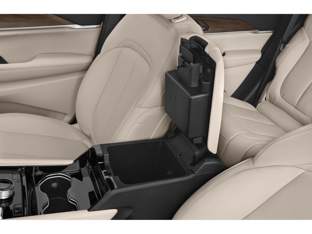 2023 Jeep Cherokee 4xe photo 12