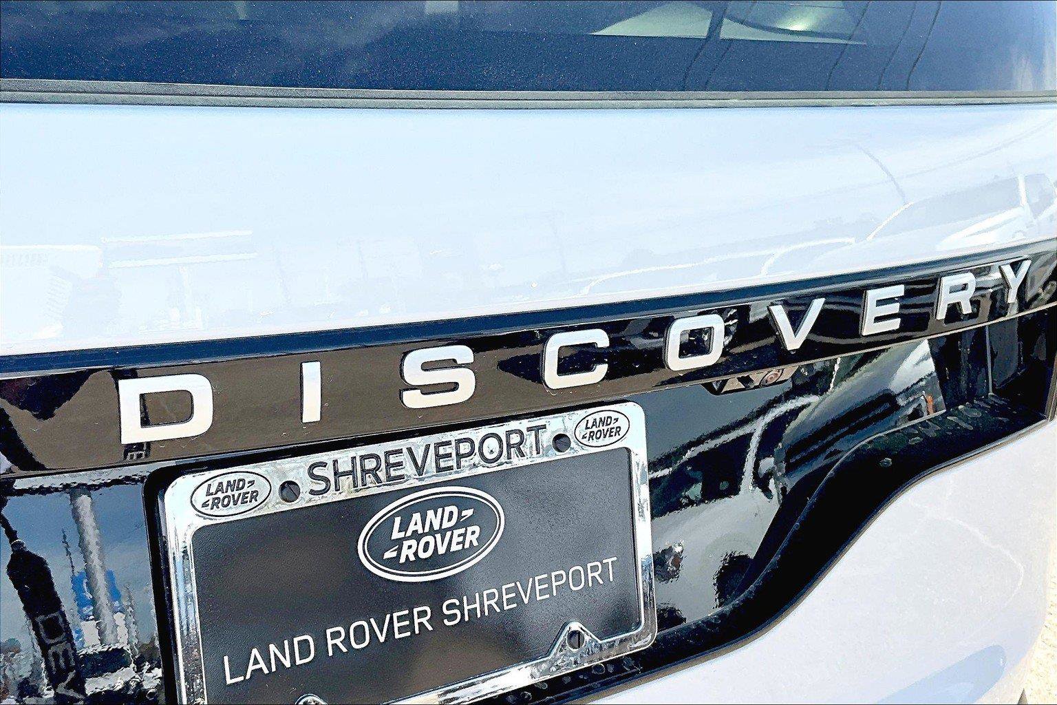 2025 Land Rover Discovery S photo 13