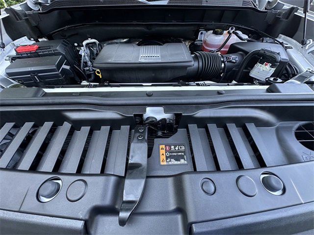 2025 Chevrolet Silverado 1500 LT photo 24