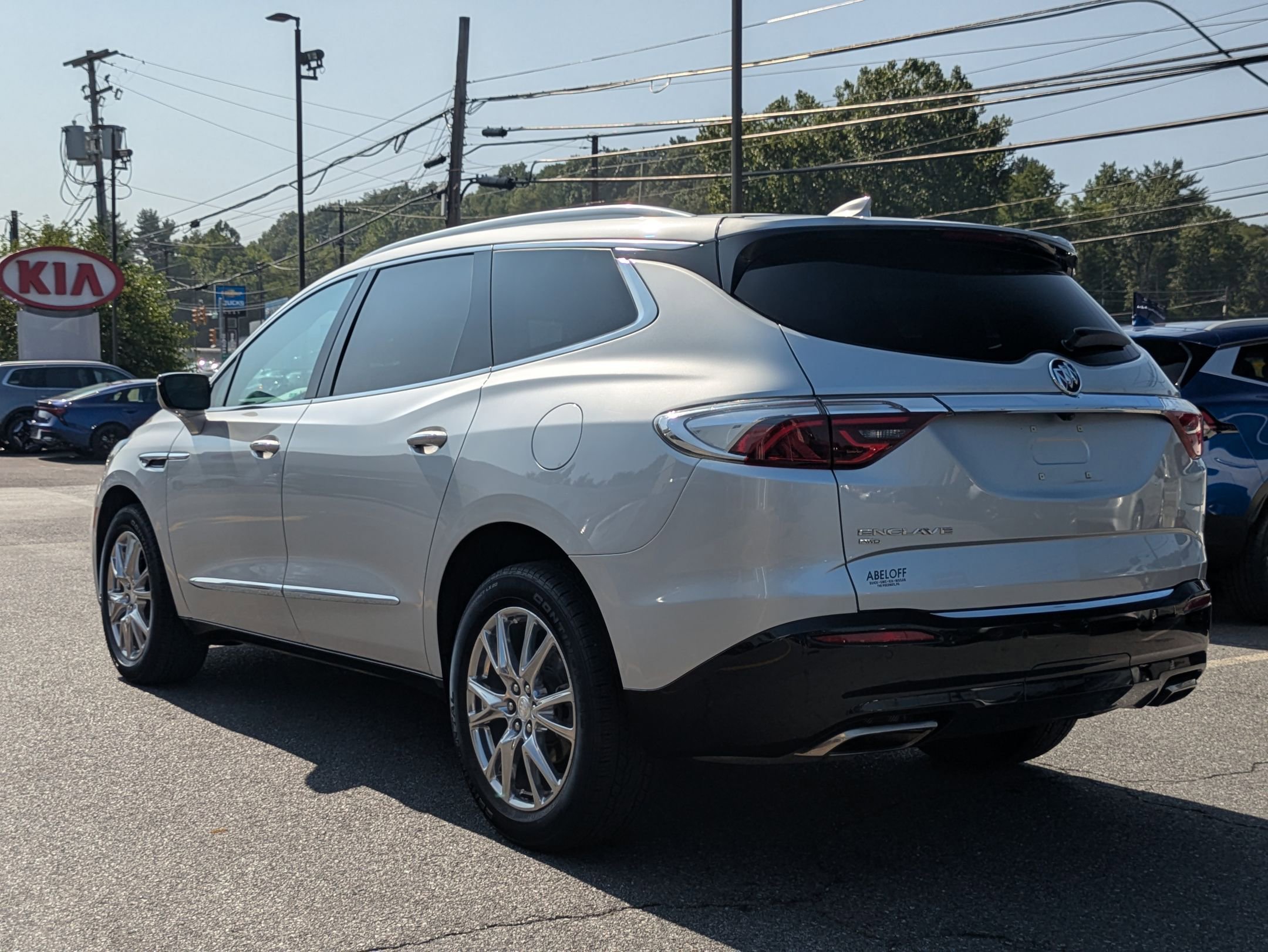 2022 Buick Enclave Essence photo 6