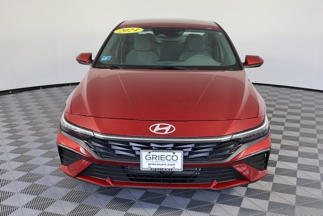 2024 Hyundai Elantra Hybrid Blue photo 3