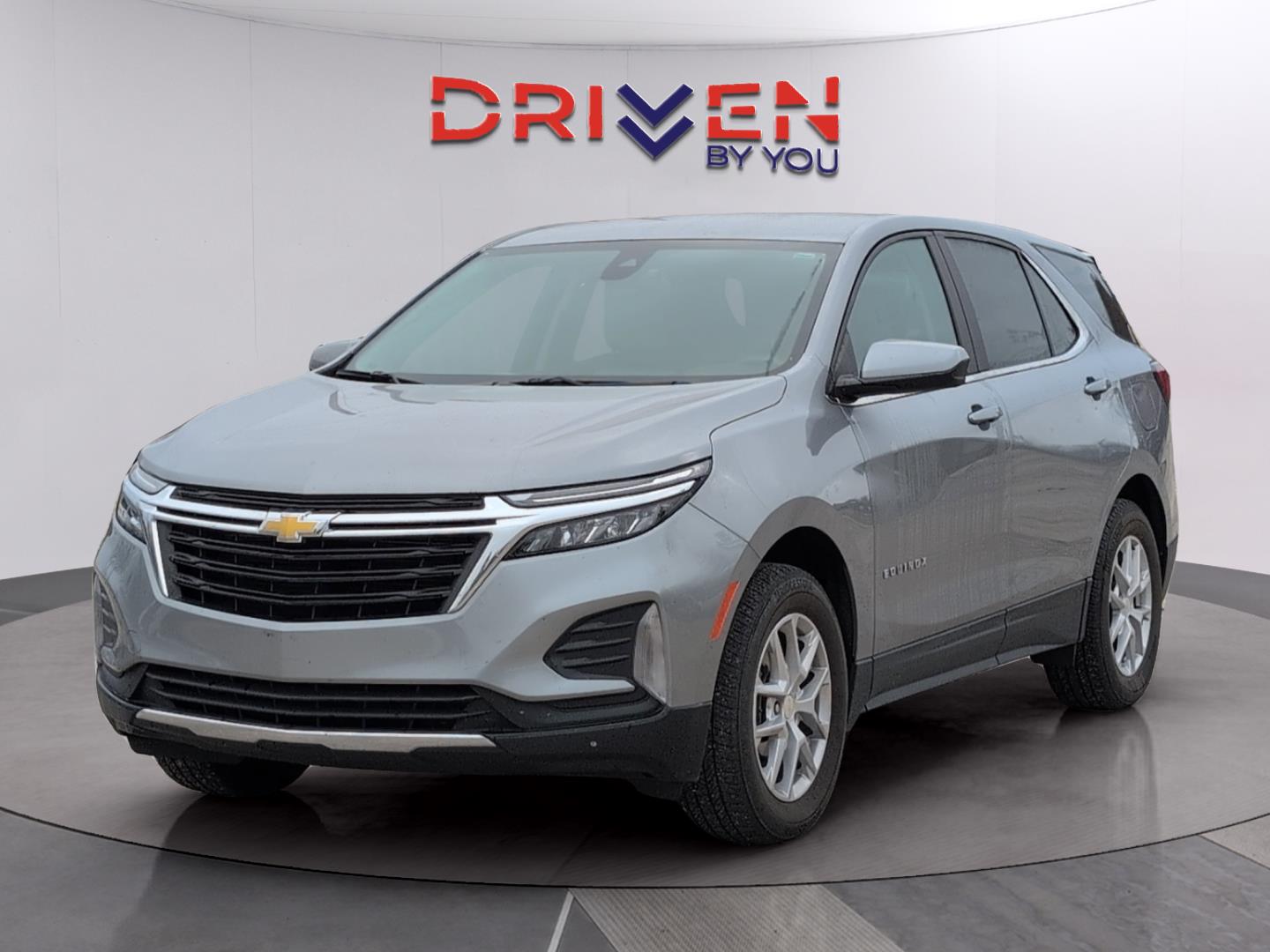 2023 Chevrolet Equinox LT's photo