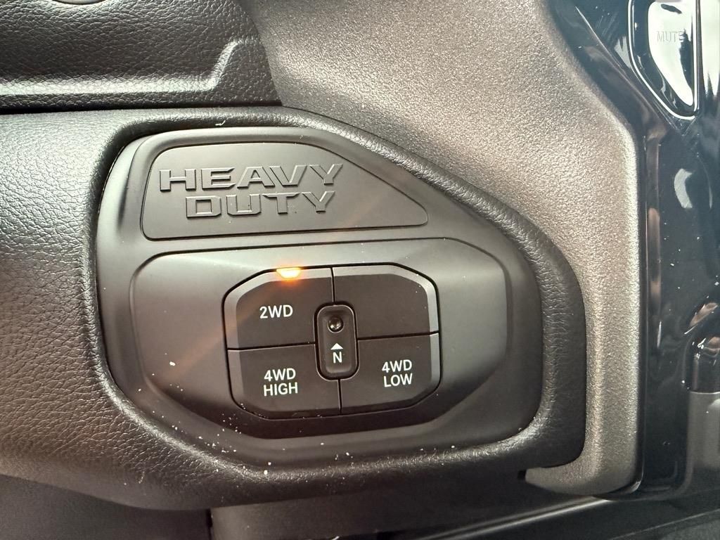 2025 Ram 2500 Tradesman photo 7