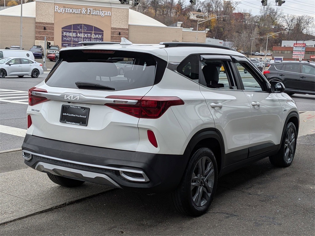2023 Kia Seltos S photo 4