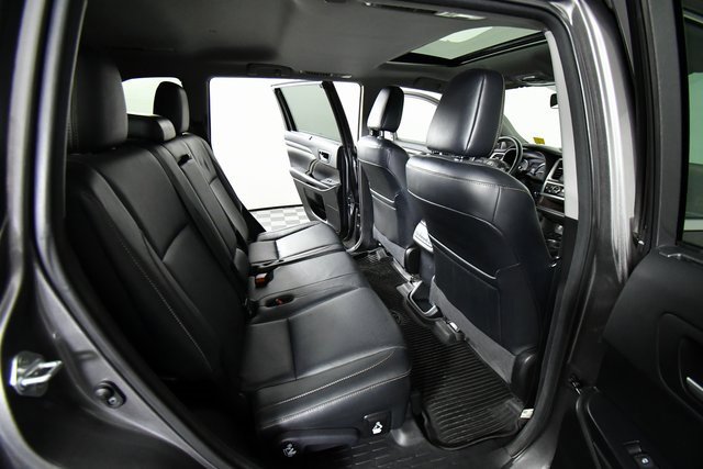 2018 Toyota Highlander Limited photo 17