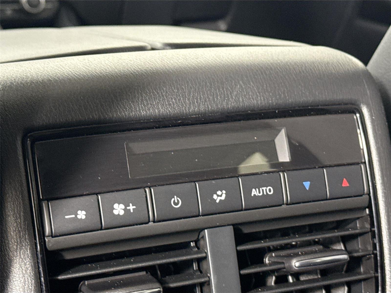 2022 Mazda CX-9 Touring photo 34