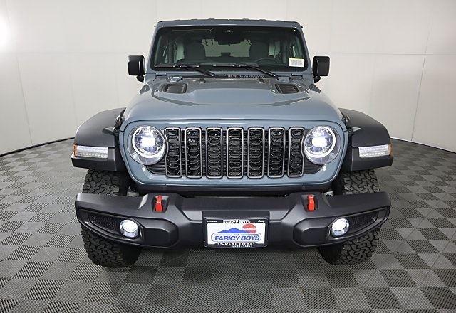 2025 Jeep Wrangler Rubicon photo 3