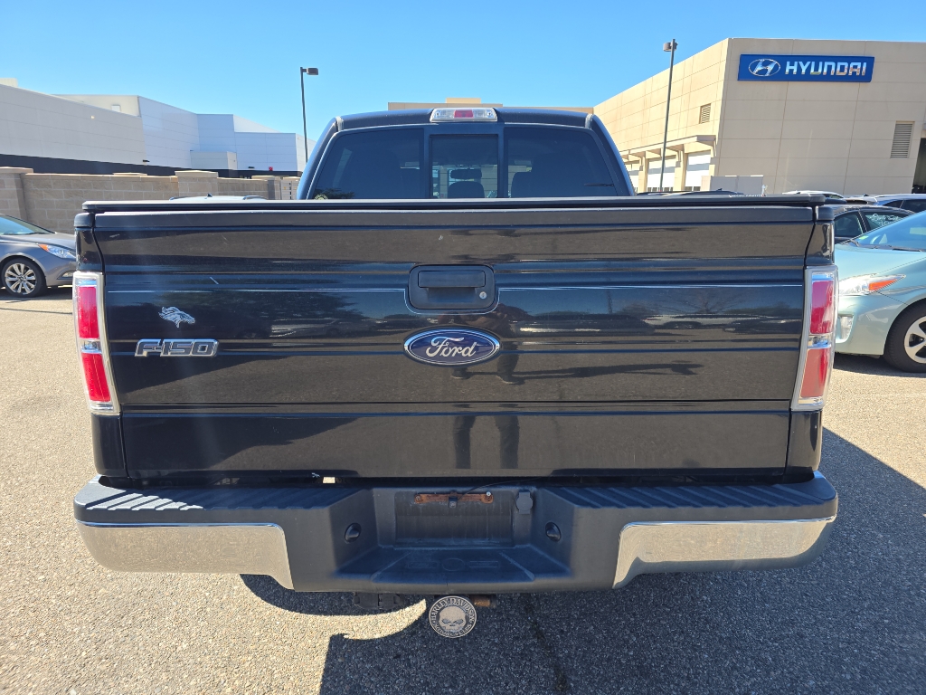 2013 Ford F-150 XLT photo 3