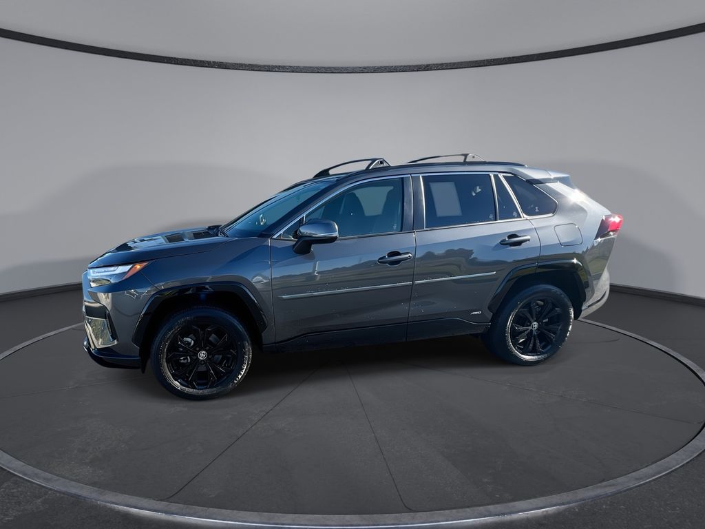 2024 Toyota RAV4 SE's photo