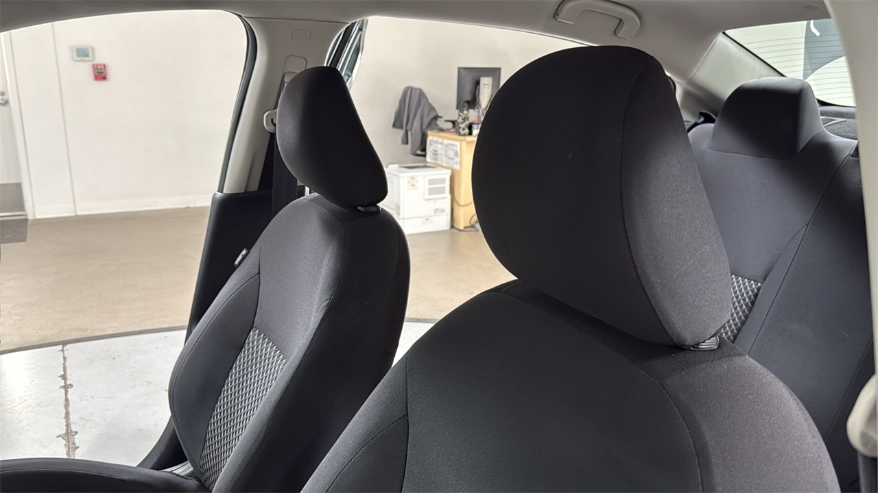 2021 Nissan Versa 1.6 S photo 13