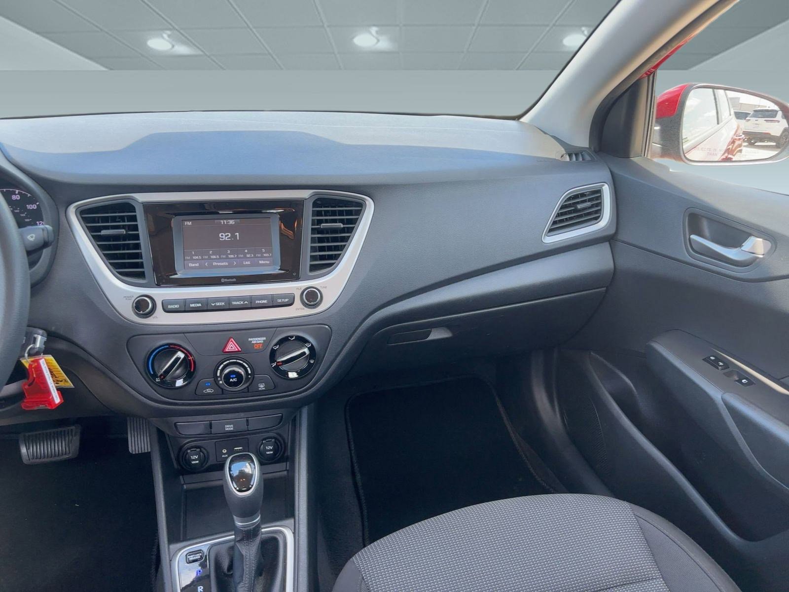 2021 Hyundai Accent SE photo 24