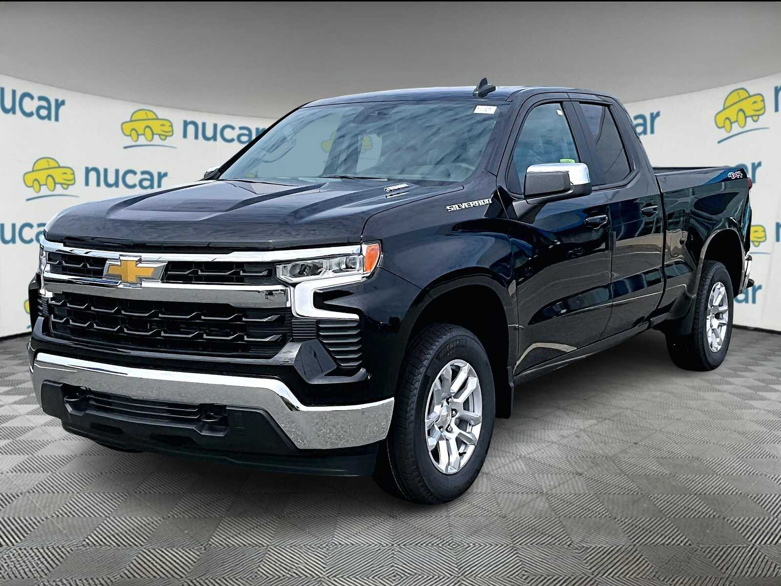 2026 Chevrolet Silverado 1500 LT photo 2