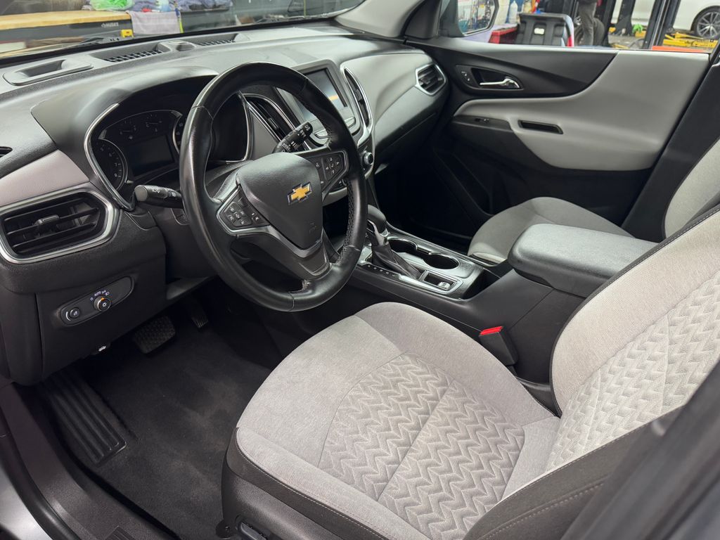 2024 Chevrolet Equinox LT photo 13