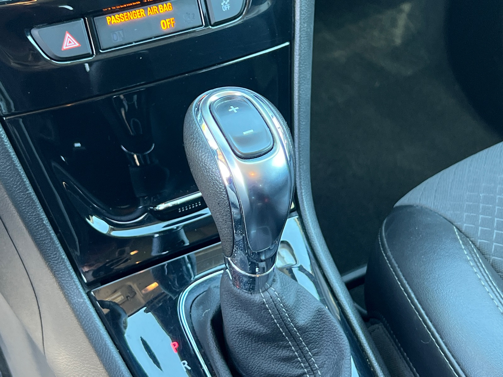 2022 Buick Encore Preferred photo 28