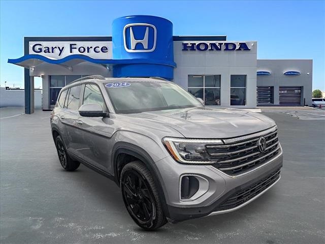 2024 Volkswagen Atlas SE w/Tech