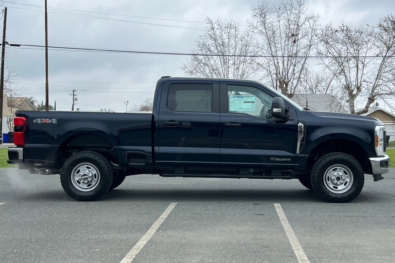 2025 Ford F-350 XL photo 3