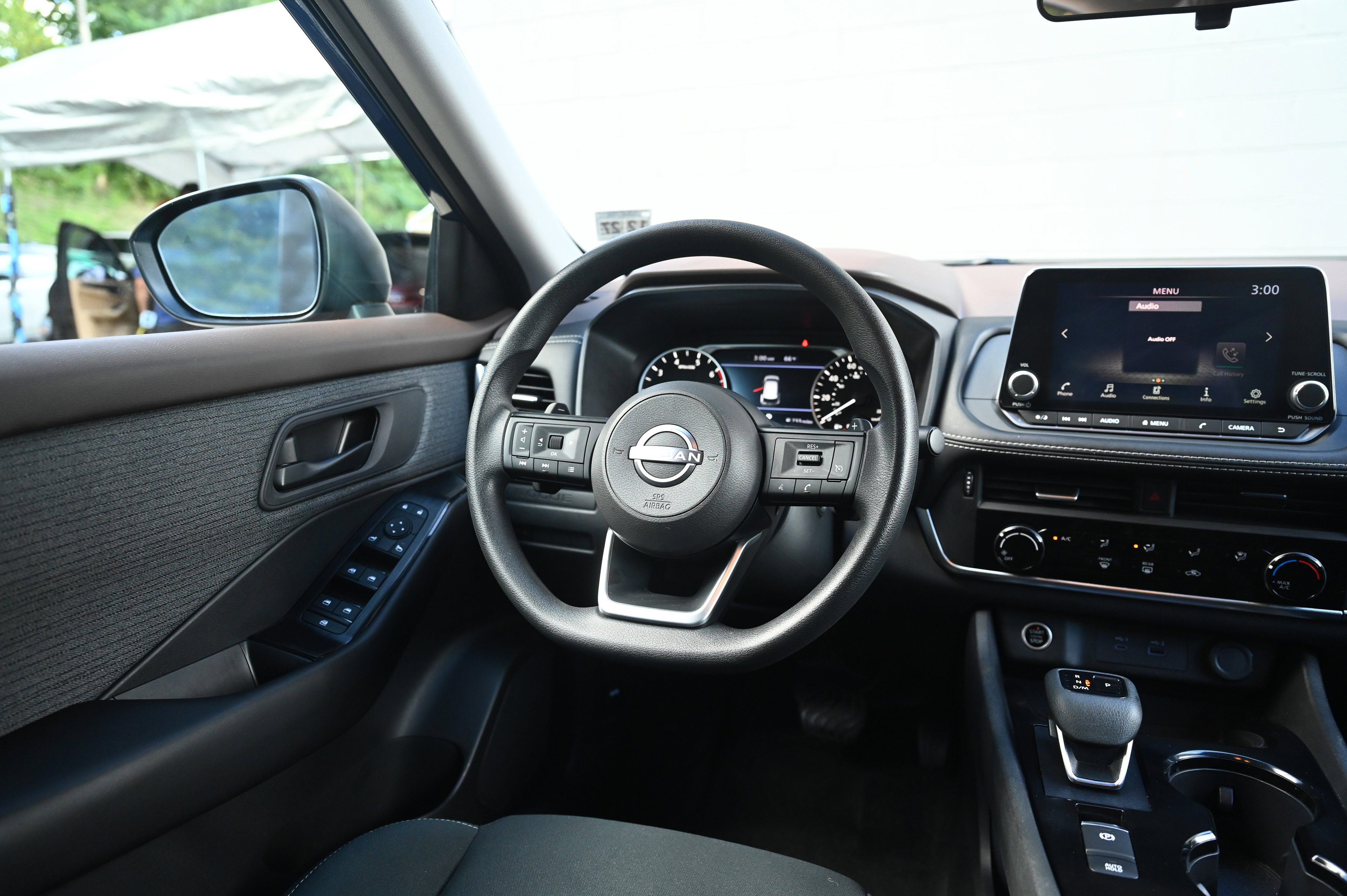 2023 Nissan Rogue S photo 24