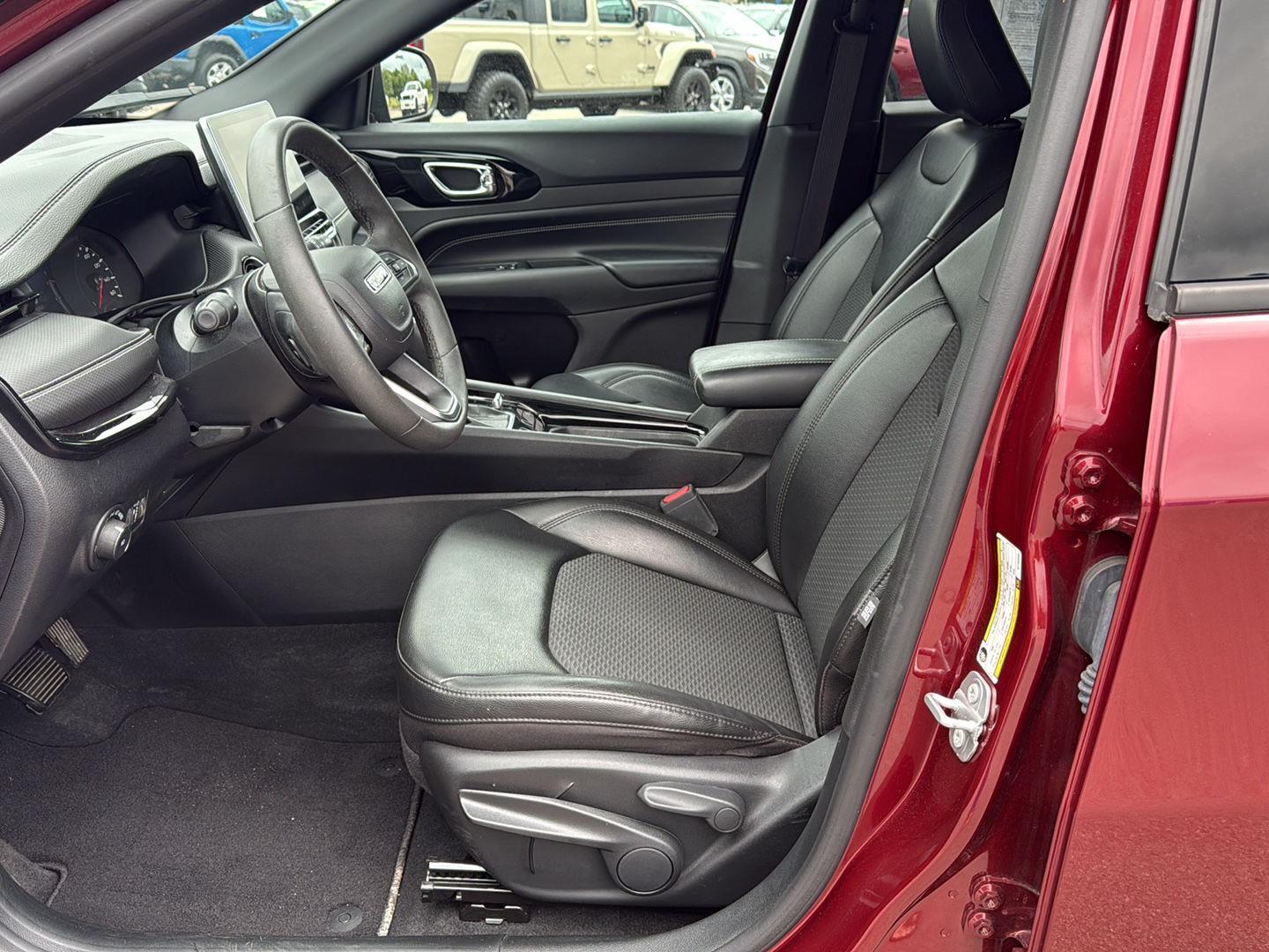 2022 Jeep Compass Altitude photo 7