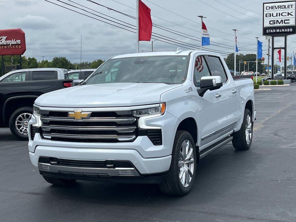 2026 Chevrolet Silverado 1500 High Country photo 2