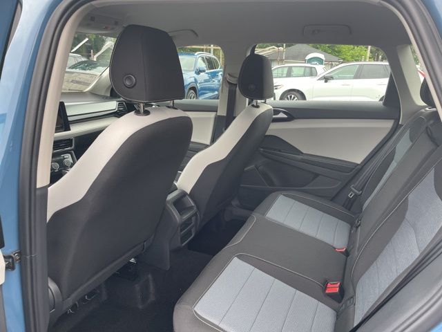 2025 Volkswagen Taos S photo 12
