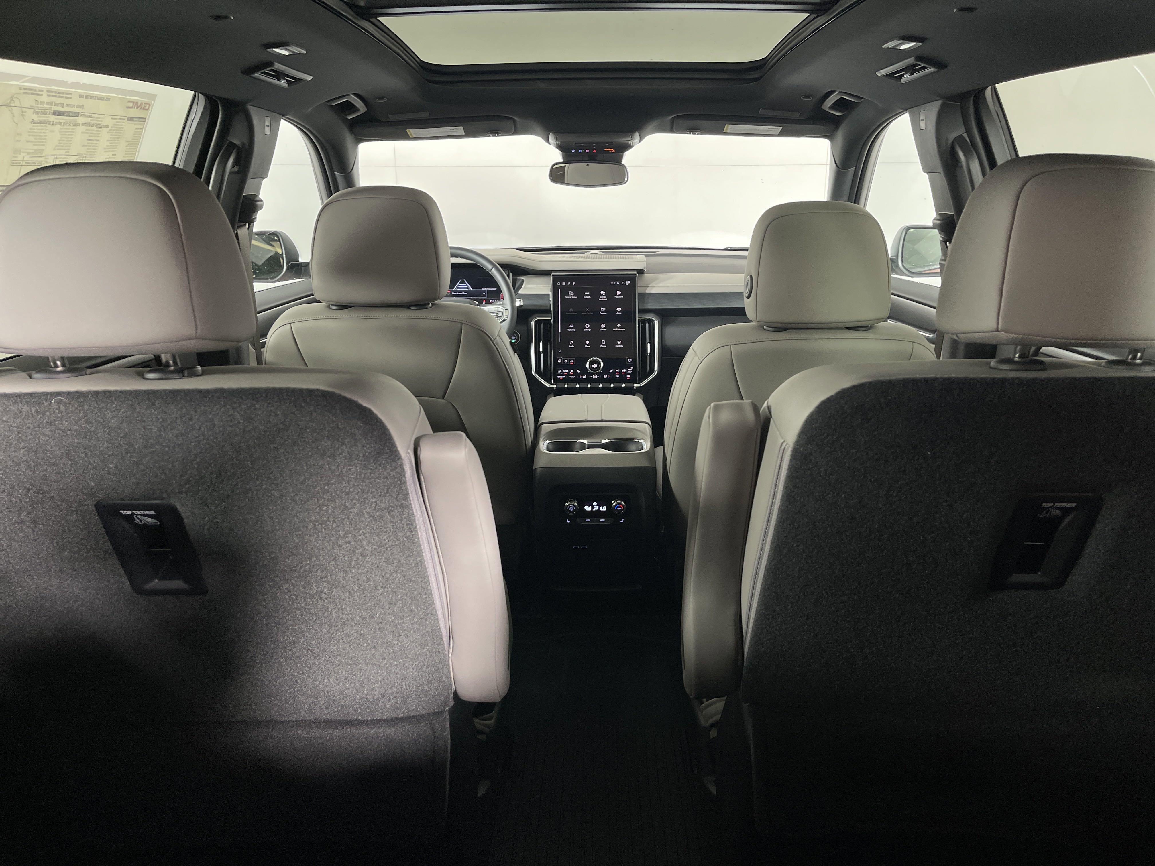 2025 Gmc Acadia Elevation photo 10