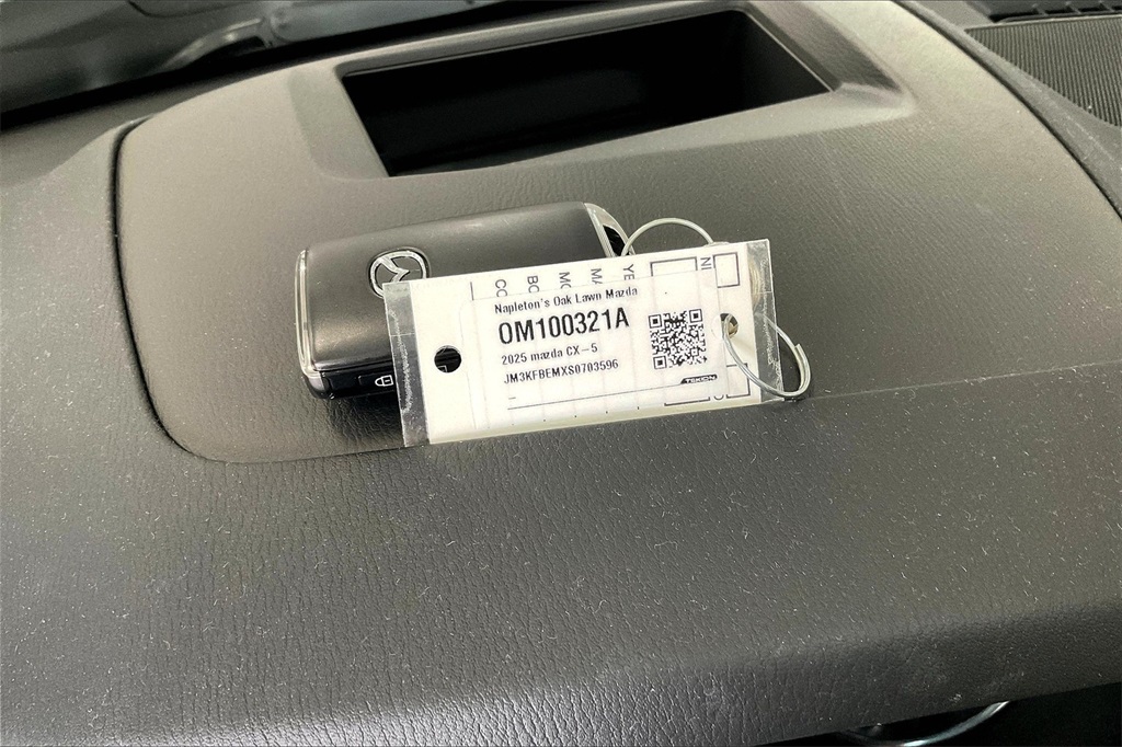 2025 MAZDA CX-5 - Image 10