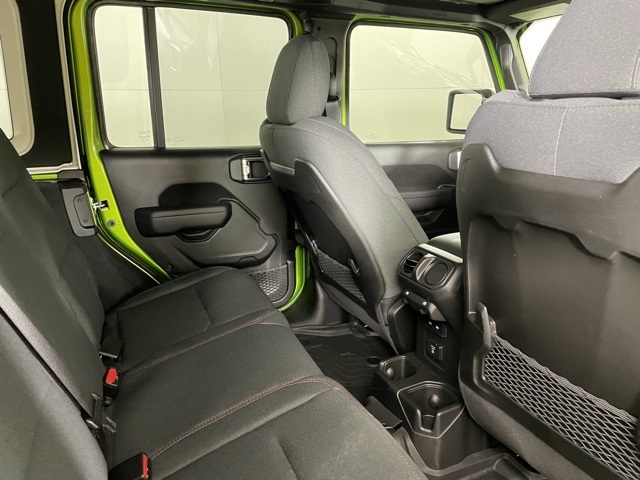 2025 Jeep Wrangler Rubicon photo 16