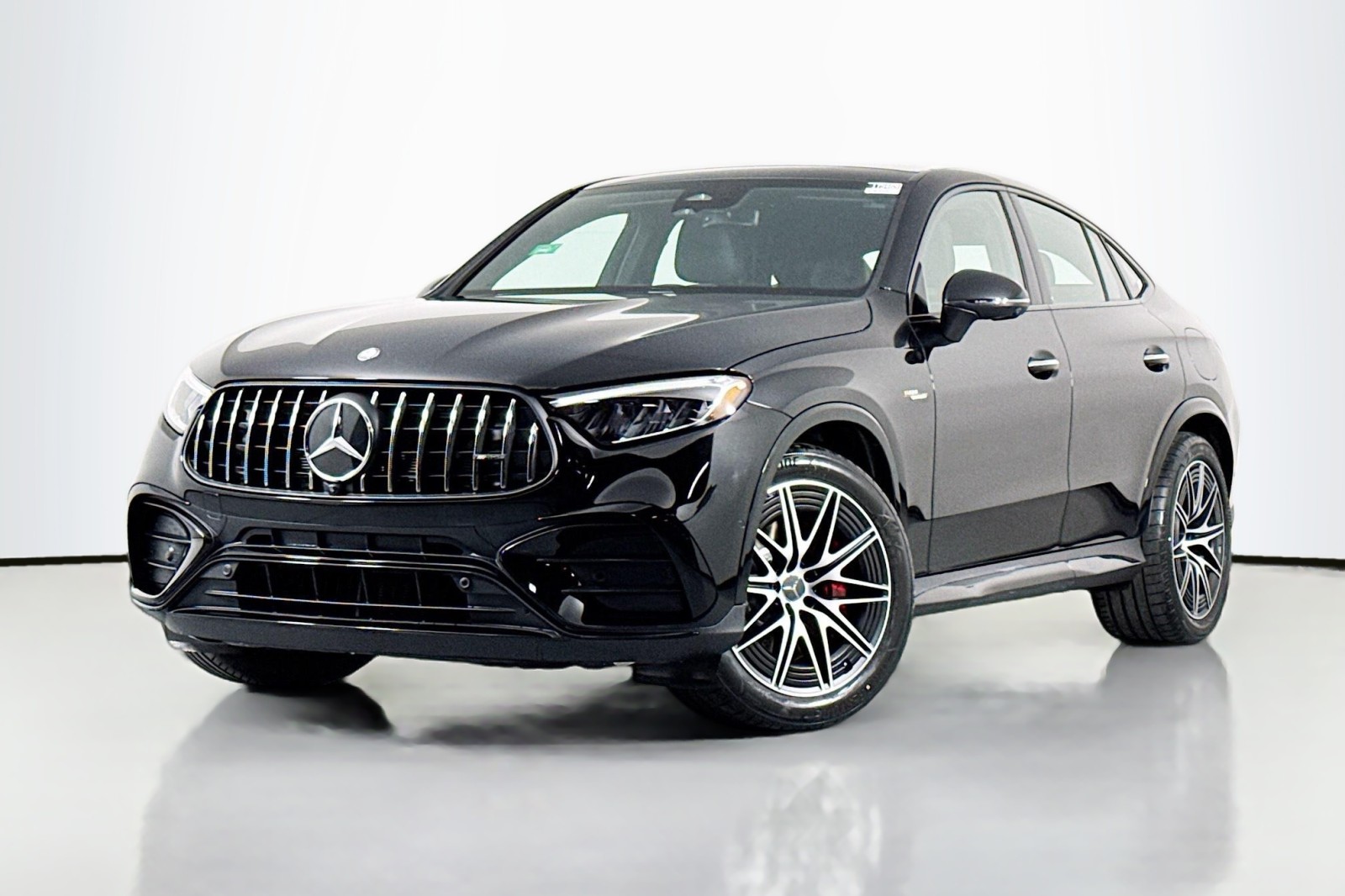 2025 Mercedes-Benz GLC AMG GLC63 S's photo