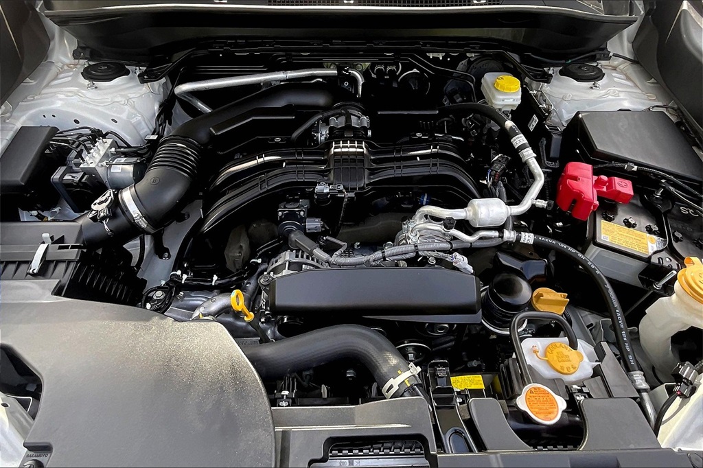 2025 Subaru Forester Base photo 9