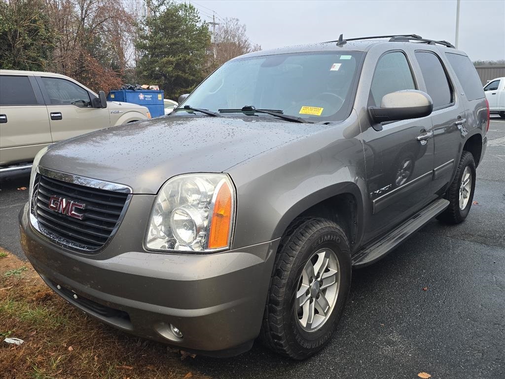 2009 Gmc Yukon SLT photo 2