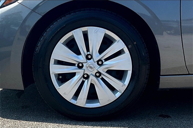 2023 Nissan Sentra S photo 30