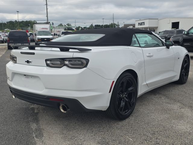2023 Chevrolet Camaro 2LT photo 5