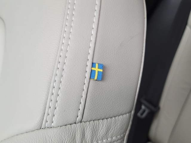2022 Volvo XC40 T5 Inscription photo 38