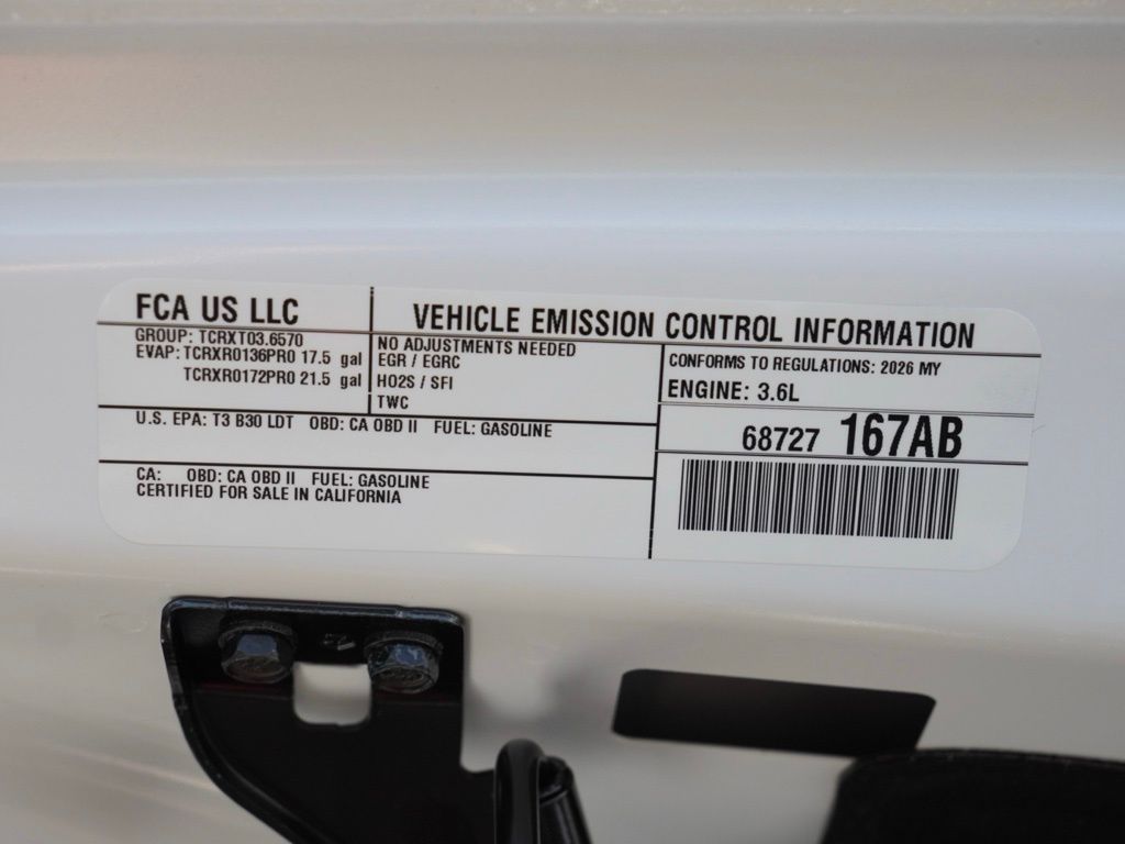 New 2026 Bright White Clear-Coat Exterior Paint Jeep Rubicon image 26