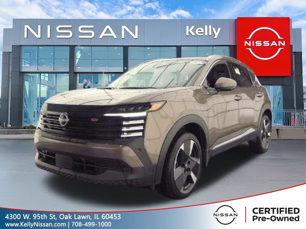 2025 Nissan Kicks SR's photo