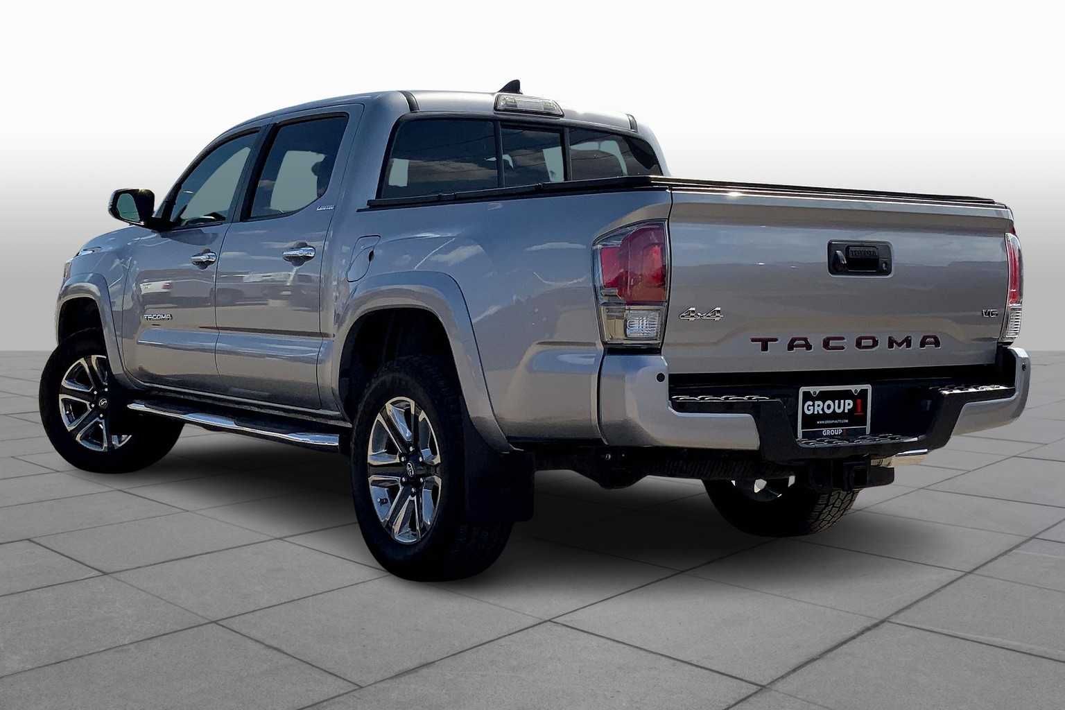 2016 Toyota Tacoma Limited 4x4 Double Cab V6 photo 11